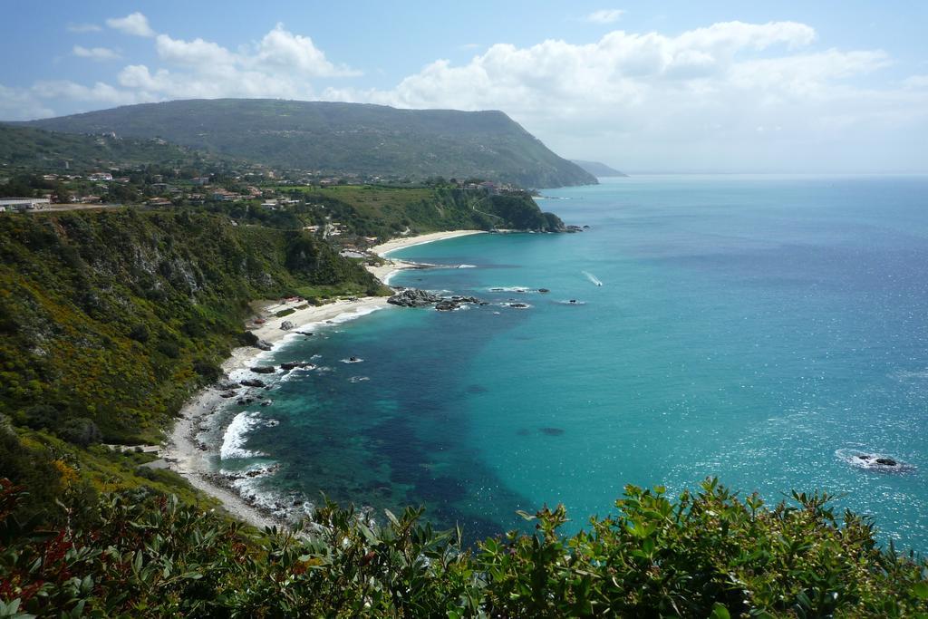 Villa Panthea Capo Vaticano Camera foto