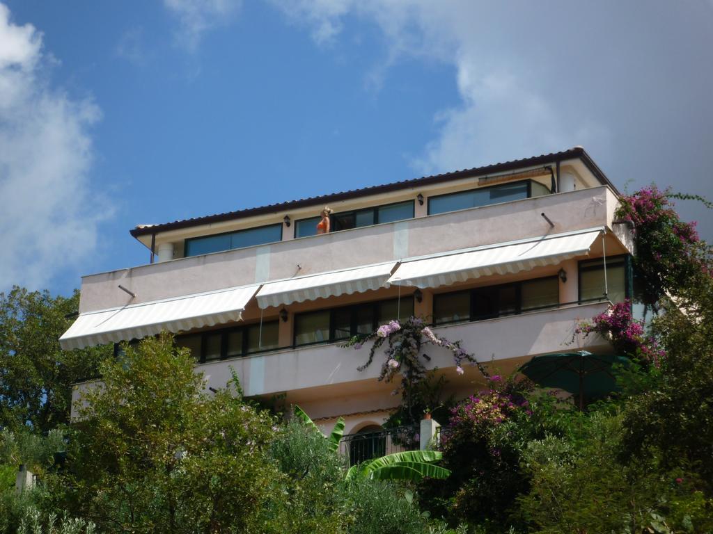 Villa Panthea Capo Vaticano Camera foto