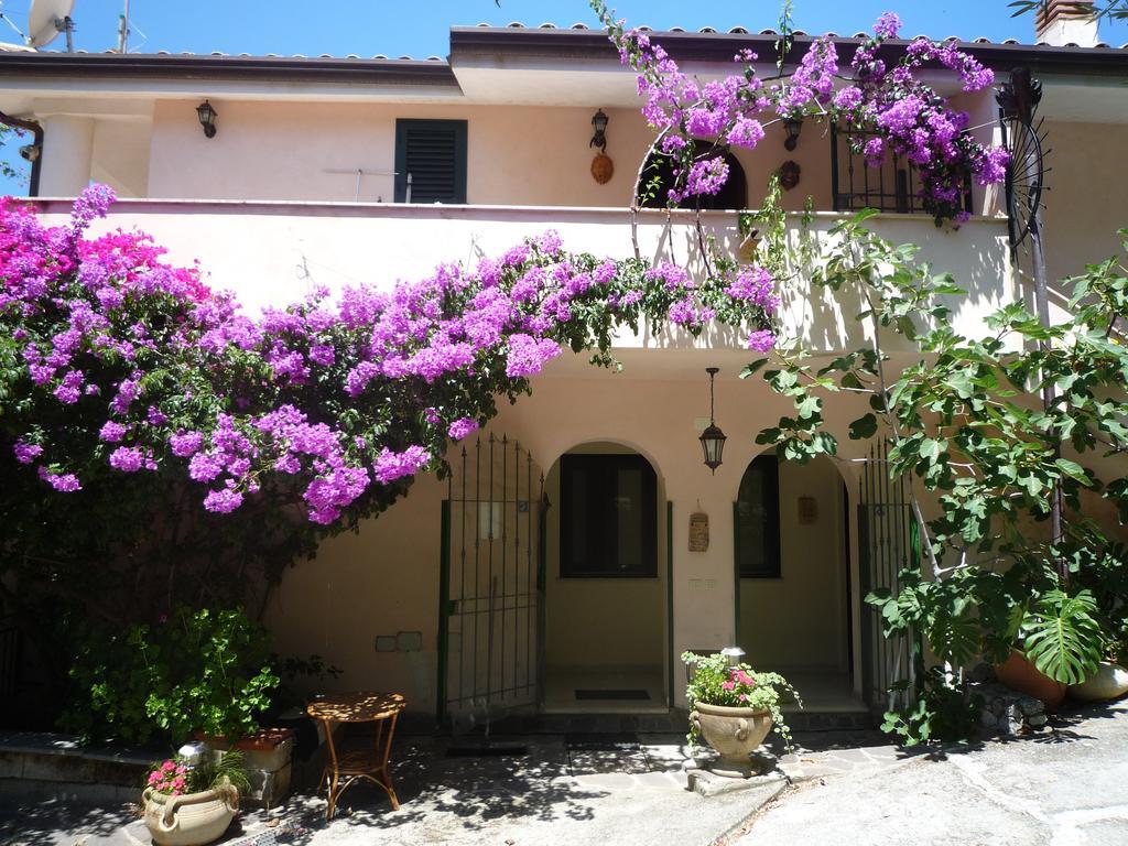 Villa Panthea Capo Vaticano Esterno foto